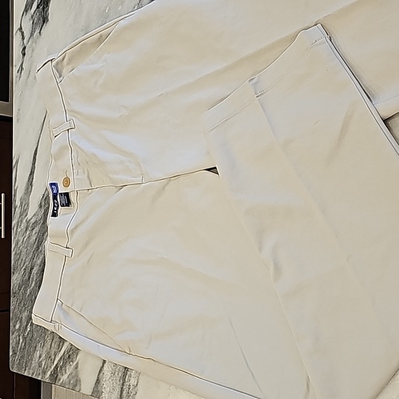 Izod 38x30 Sand Chinos Pockets GorpCore Casual Comfort Coastal Beach - Picture 3 of 7